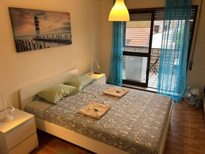 Quarto Com 4 Camas ポルト エクステリア 写真