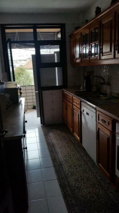 Quarto Com 4 Camas ポルト エクステリア 写真