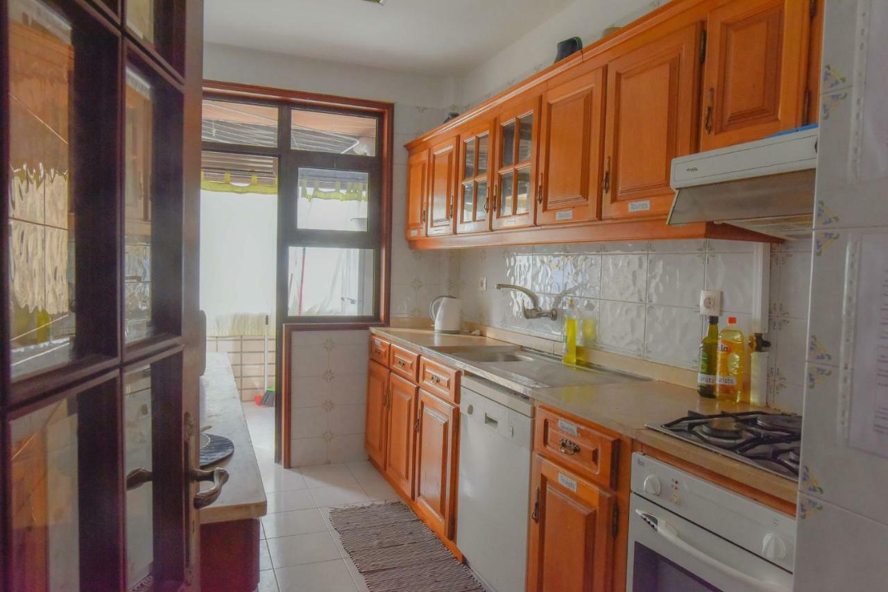 Quarto Com 4 Camas ポルト エクステリア 写真