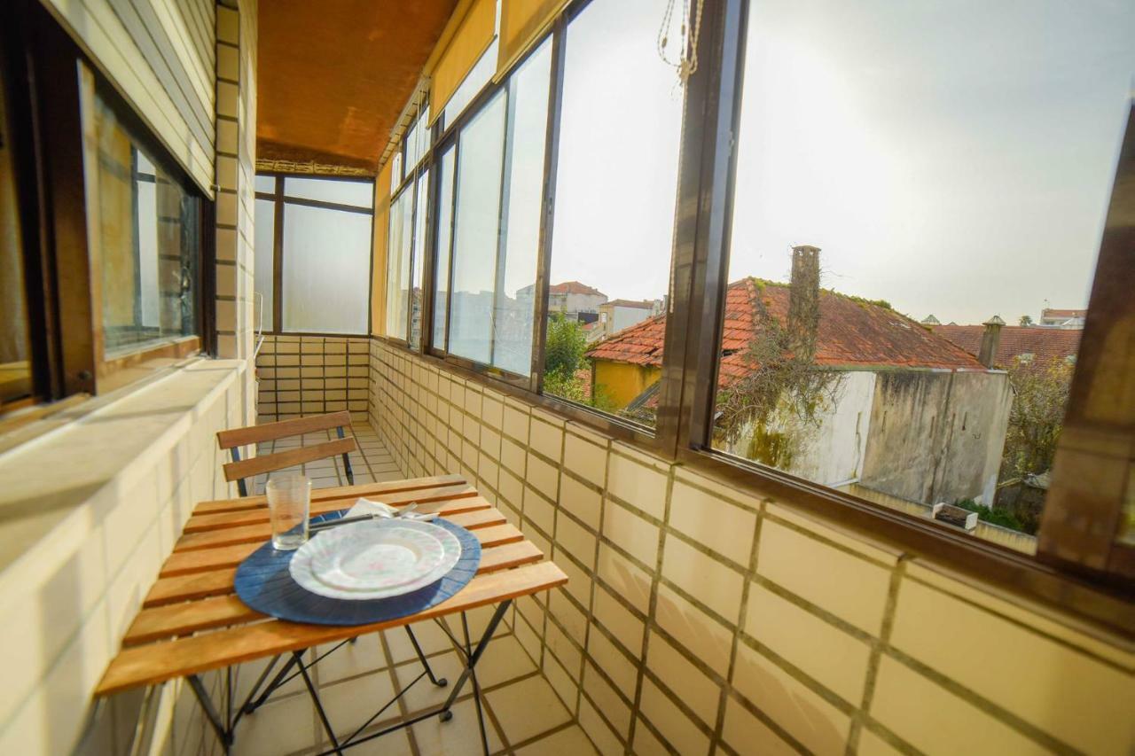 Quarto Com 4 Camas ポルト エクステリア 写真