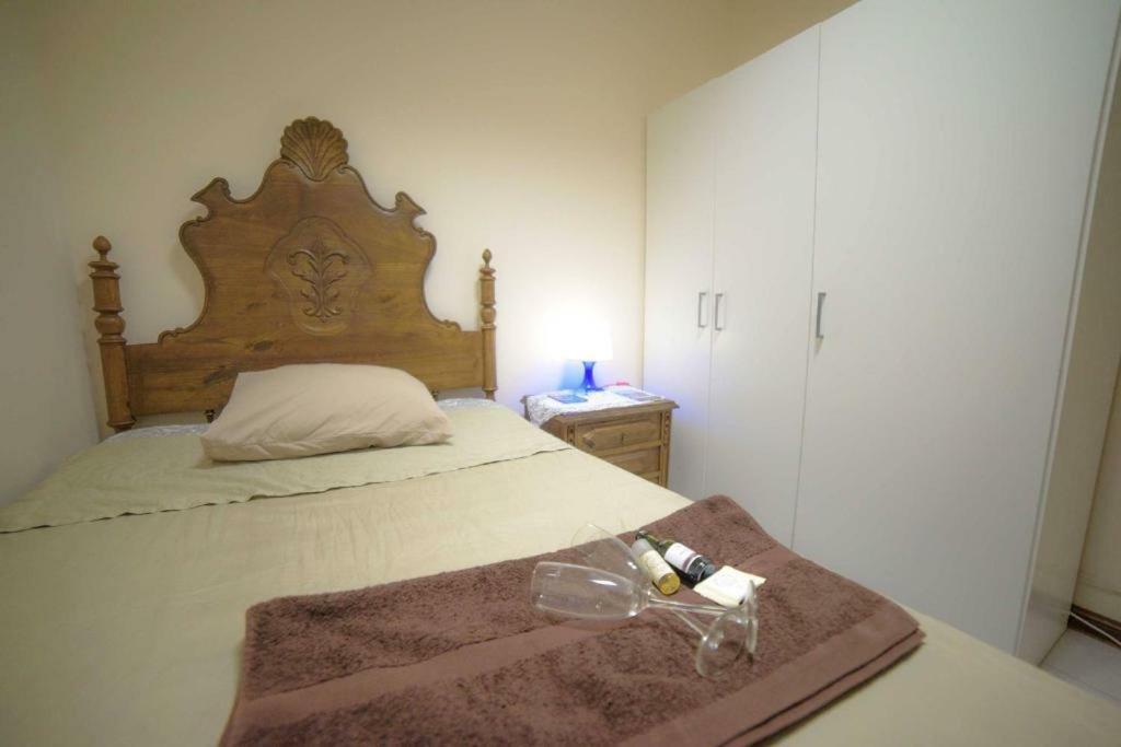 Quarto Com 4 Camas ポルト エクステリア 写真