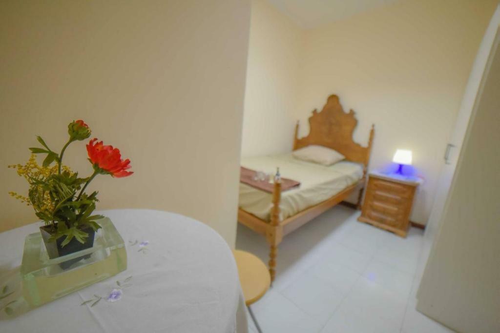Quarto Com 4 Camas ポルト エクステリア 写真